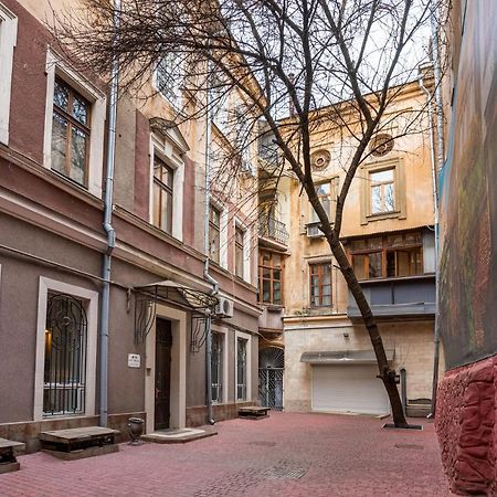 Grecheskaya Street Art Apartment Odessa Exterior photo