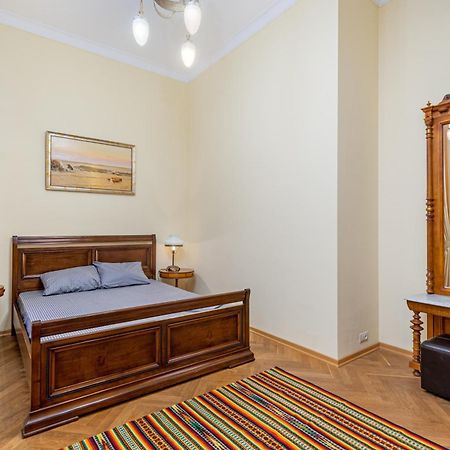 Grecheskaya Street Art Apartment Odessa Exterior photo
