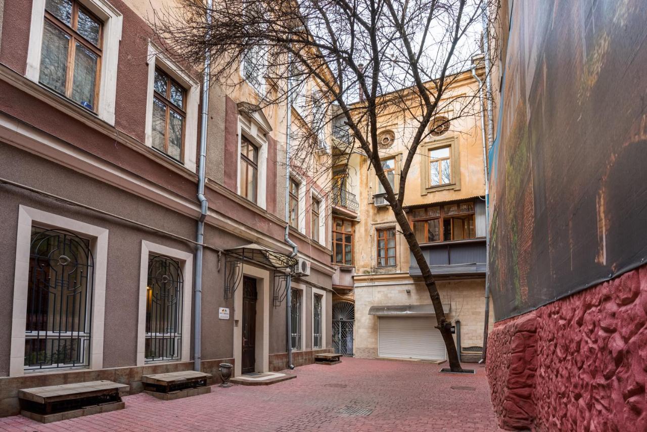 Grecheskaya Street Art Apartment Odessa Exterior photo