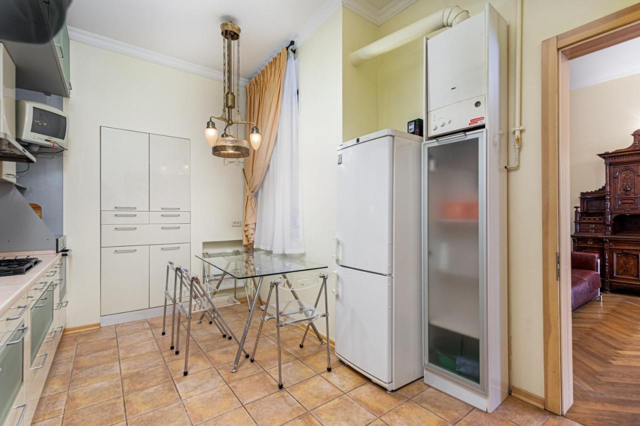 Grecheskaya Street Art Apartment Odessa Exterior photo